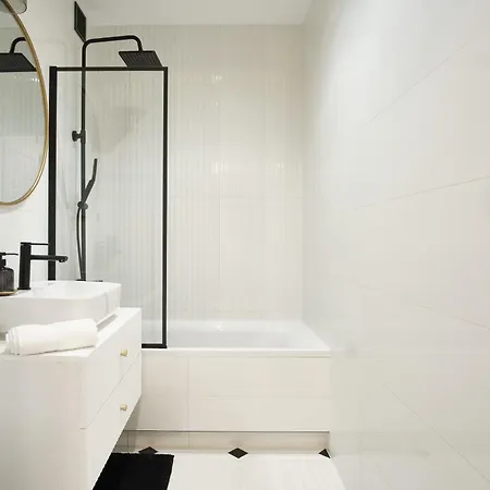 Ivory Angel Home-sea